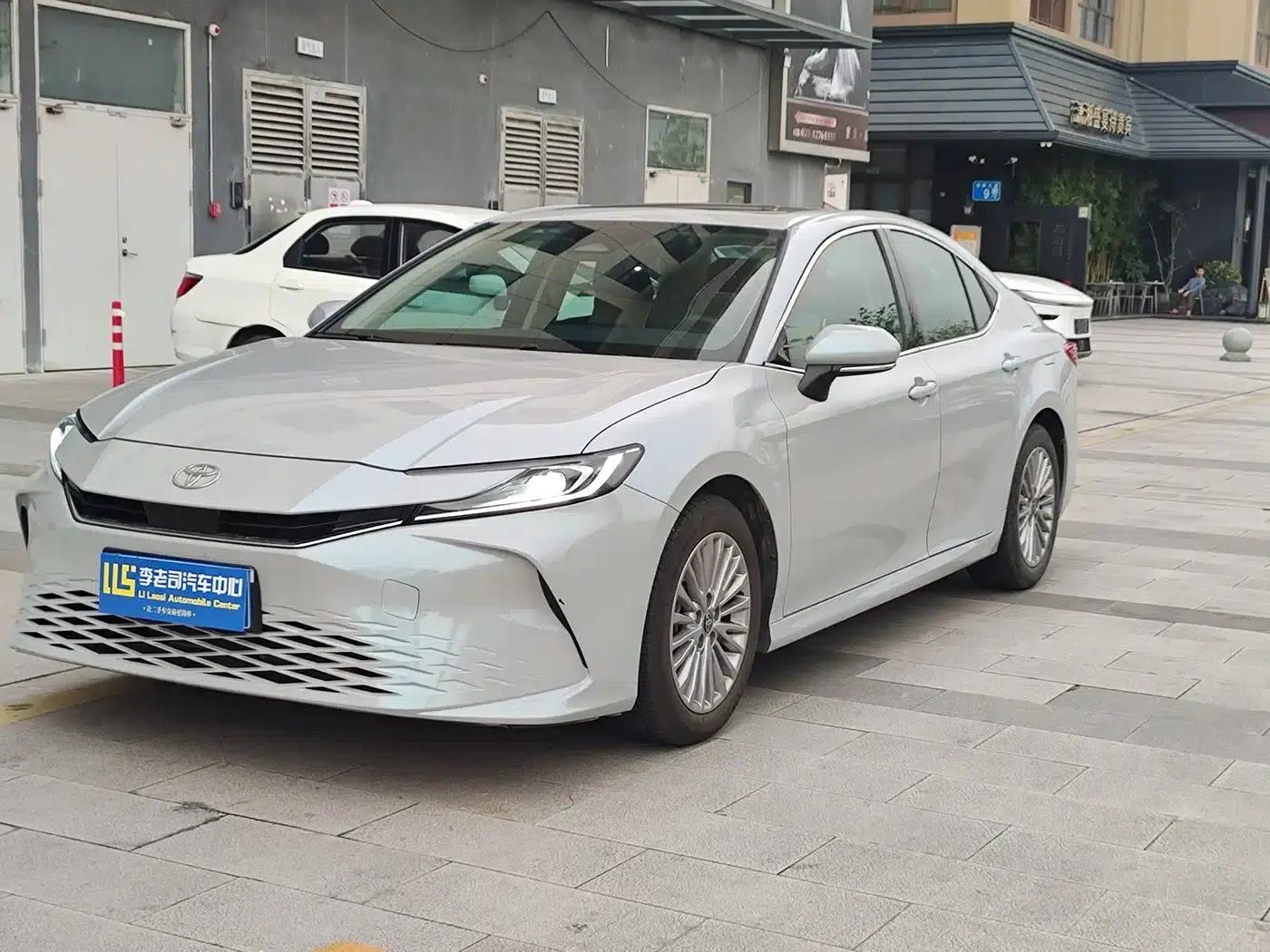2024 Camry 2.0E Elite Edition — миниатюра 1