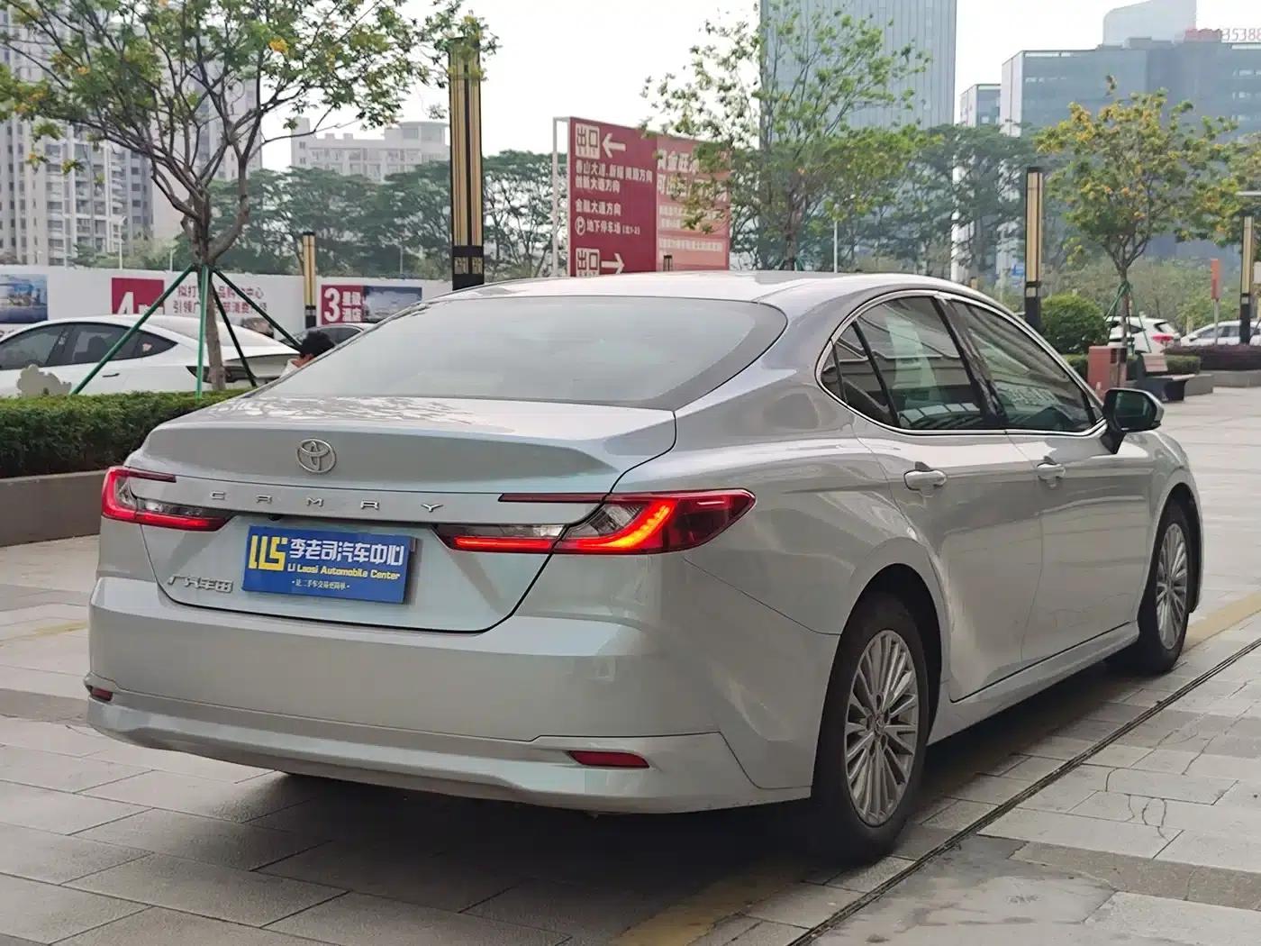 2024 Camry 2.0E Elite Edition — миниатюра 5