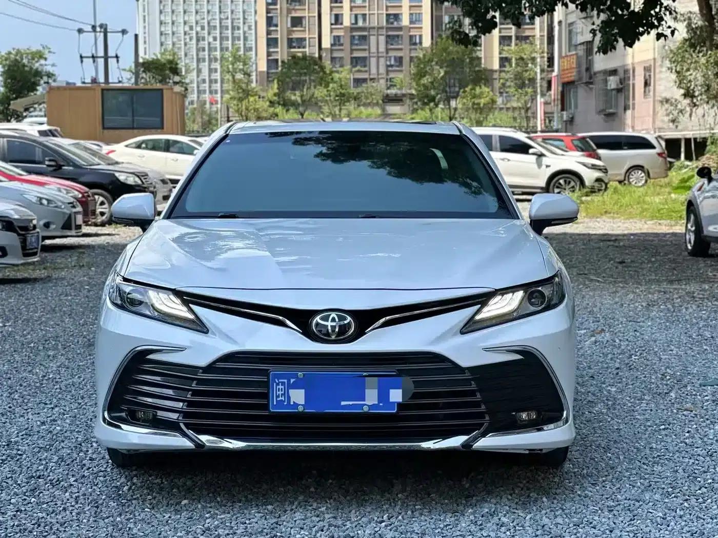 2023 Camry 2.0G Luxury Edition — миниатюра 2