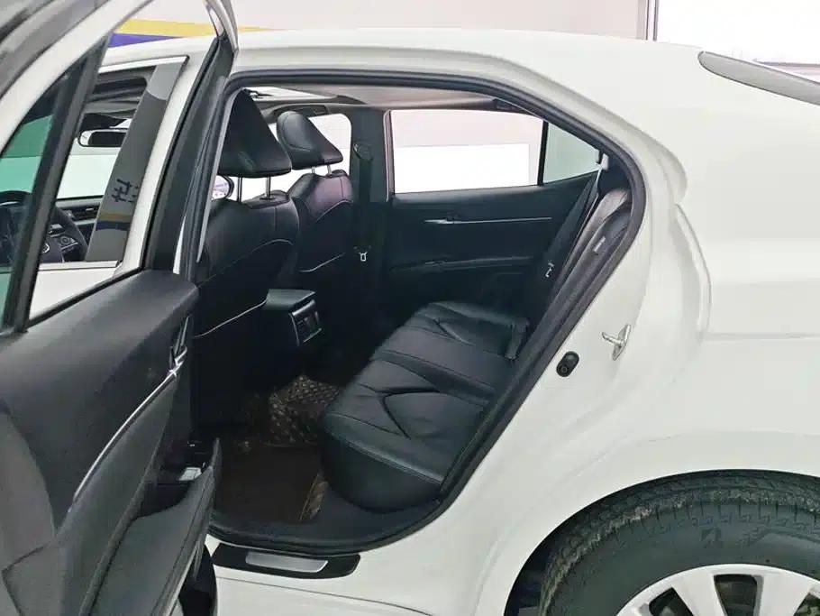 Camry 2019 Facelift 2.0G Luxury Edition — миниатюра 11