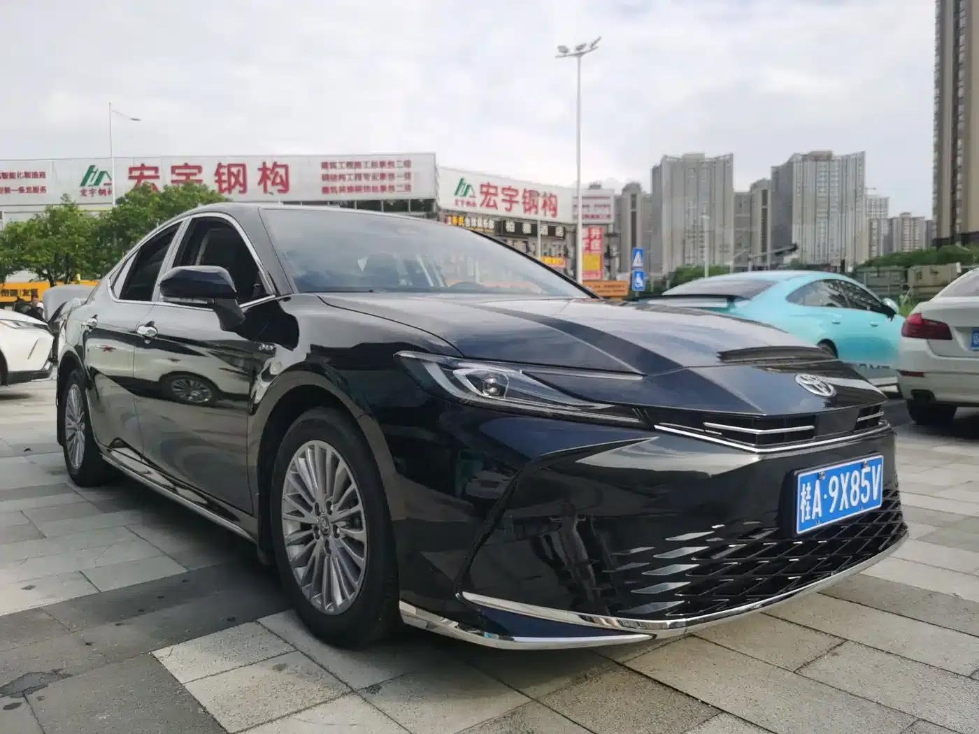 2026 Camry Hybrid 2.0HGVP Luxury Edition — миниатюра 2