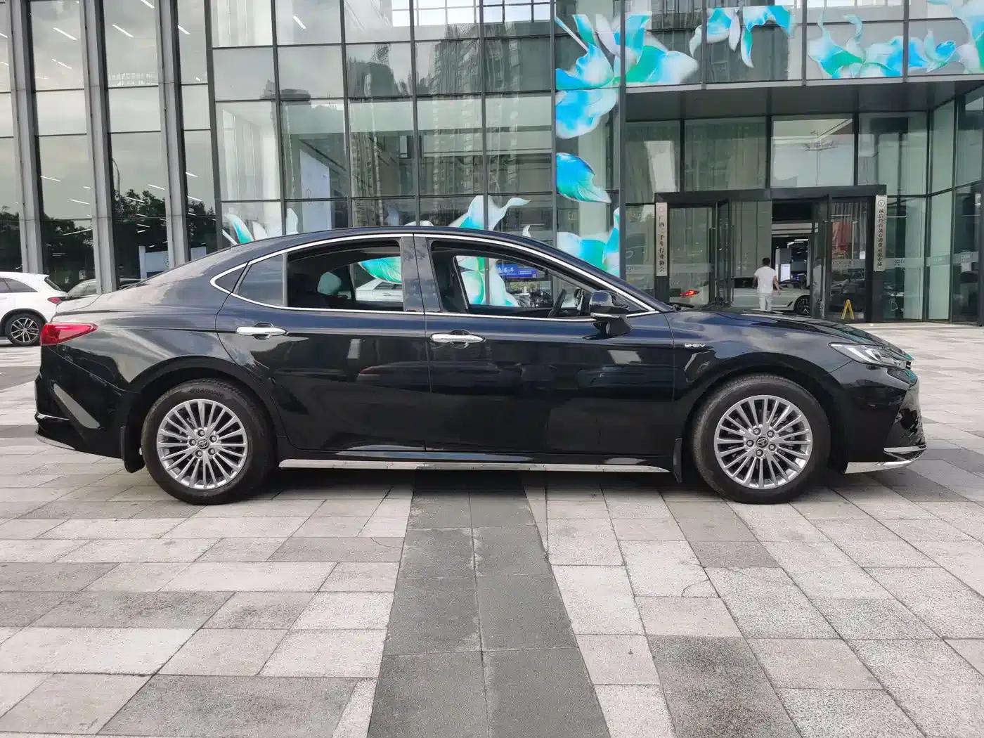2026 Camry Hybrid 2.0HGVP Luxury Edition — миниатюра 8