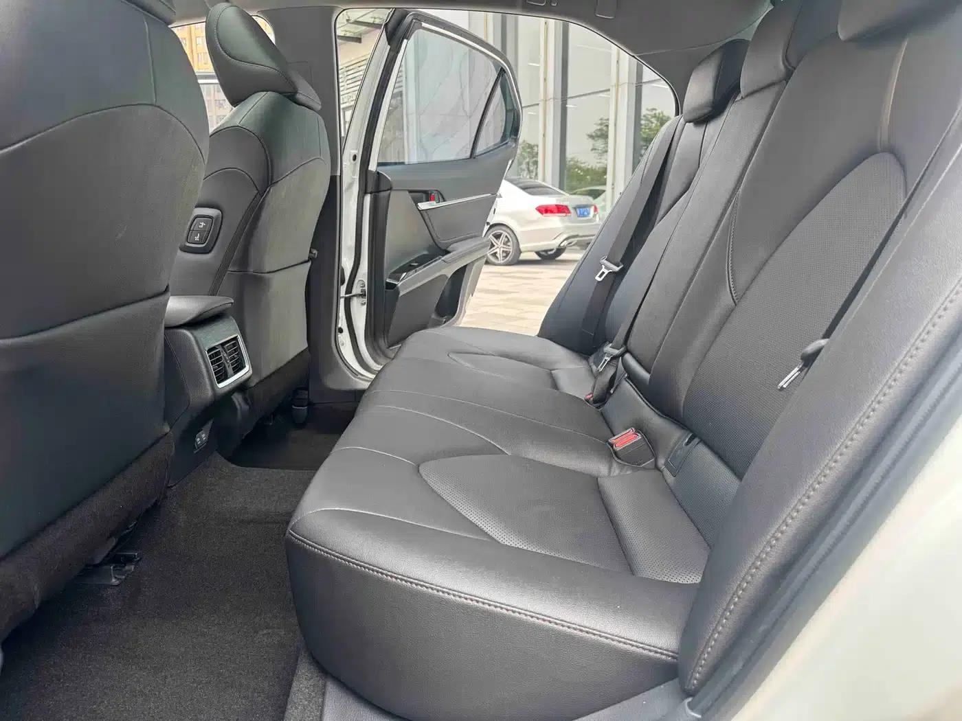 Camry 2021 2.5G Luxury Edition — миниатюра 10