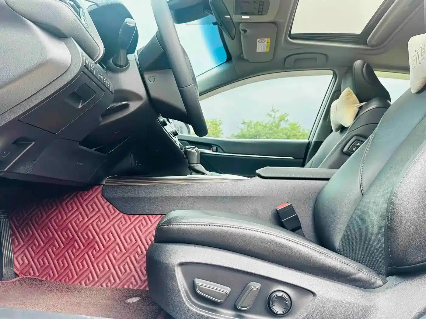 2018 Camry 2.0G Luxury Edition — миниатюра 12