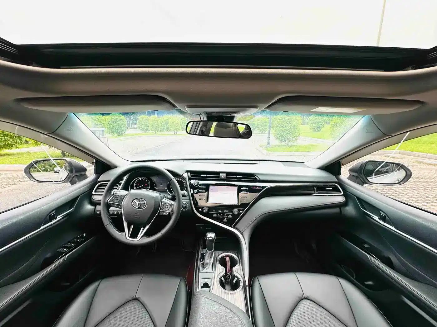 2018 Camry 2.0G Luxury Edition — миниатюра 15