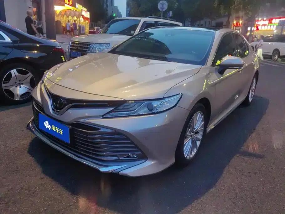 2018 Camry 2.5G Luxury Edition — миниатюра 1