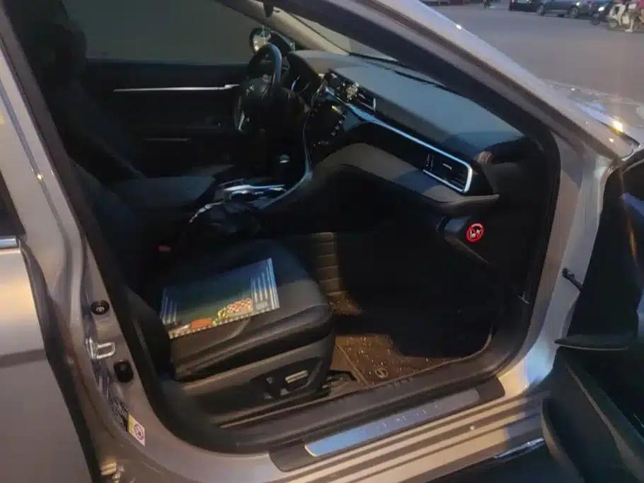 2018 Camry 2.5G Luxury Edition — миниатюра 8