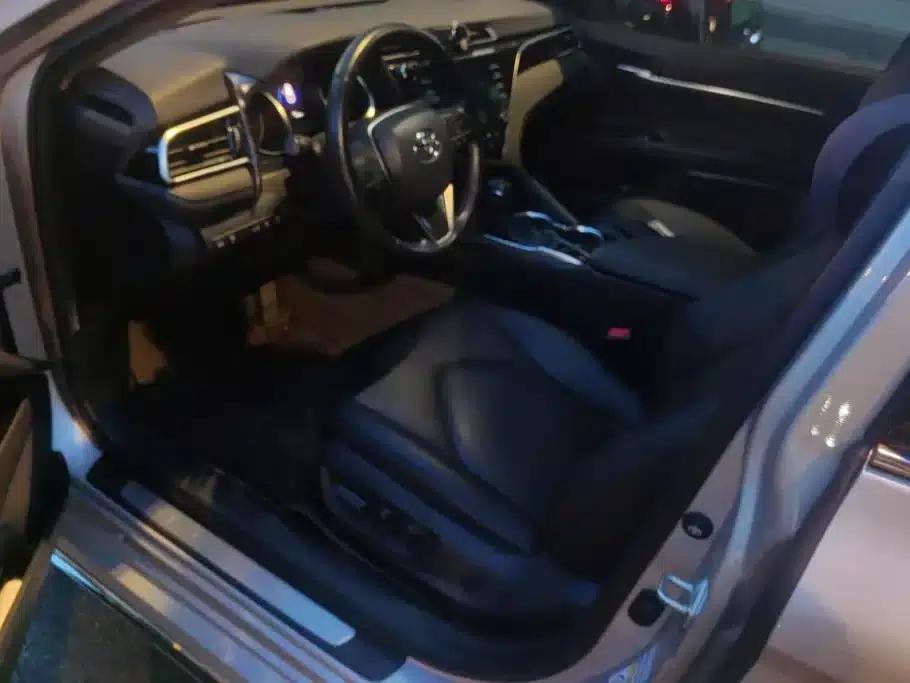2018 Camry 2.5G Luxury Edition — миниатюра 9