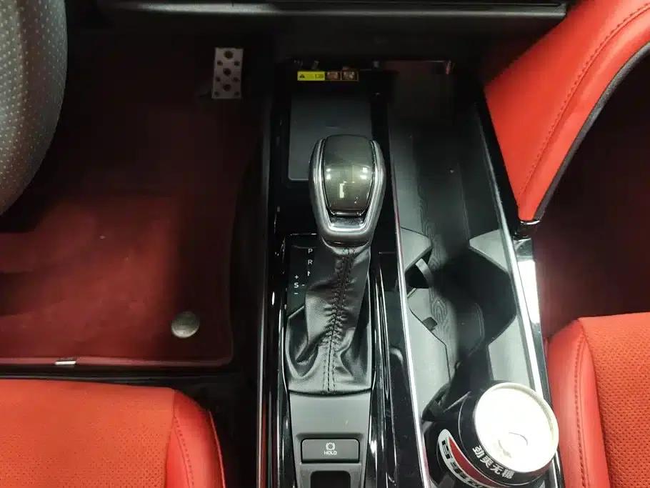 2024 Camry Hybrid 2.0HXS Sport Plus Edition — миниатюра 16
