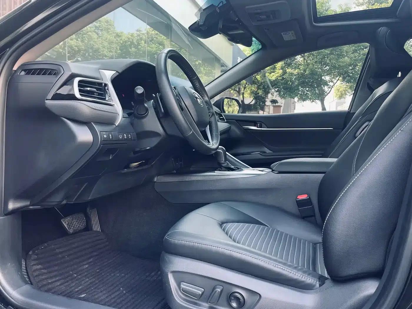 Camry 2022 2.5S Knight Edition — миниатюра 5
