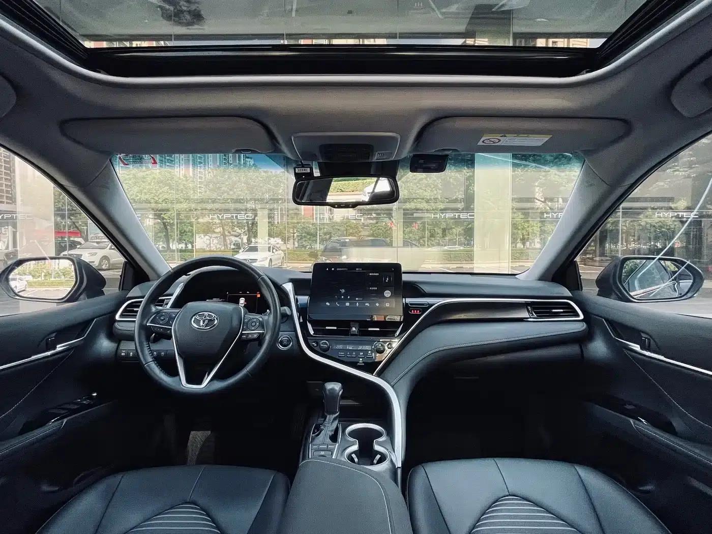 Camry 2022 2.5S Knight Edition — миниатюра 6