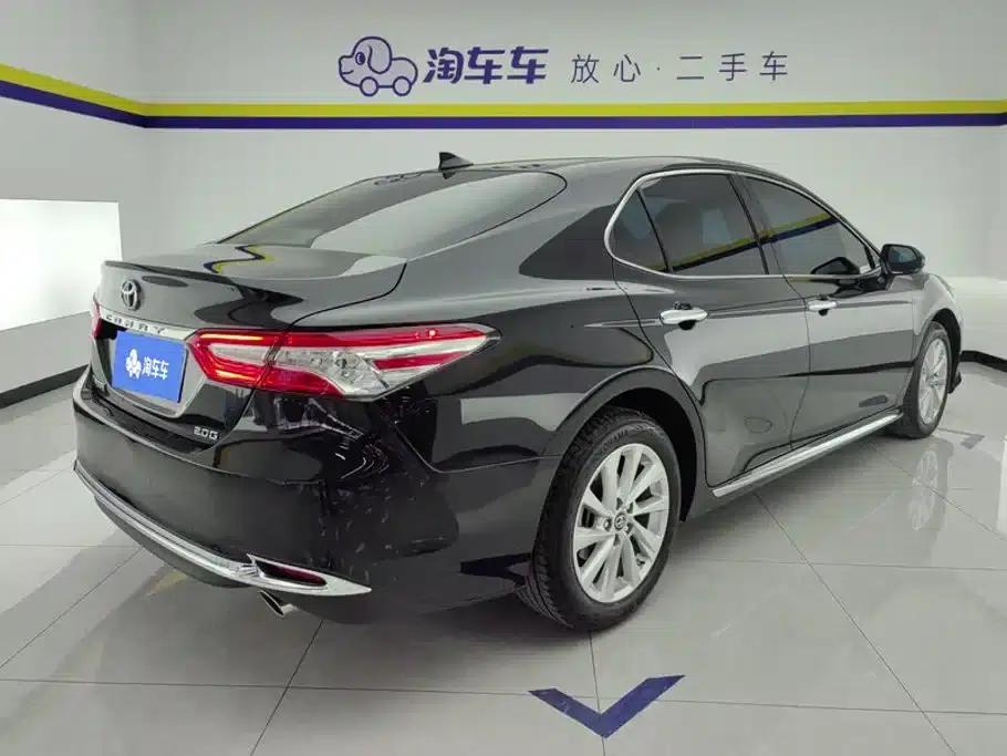 2023 Camry 2.0G Luxury Edition — миниатюра 3