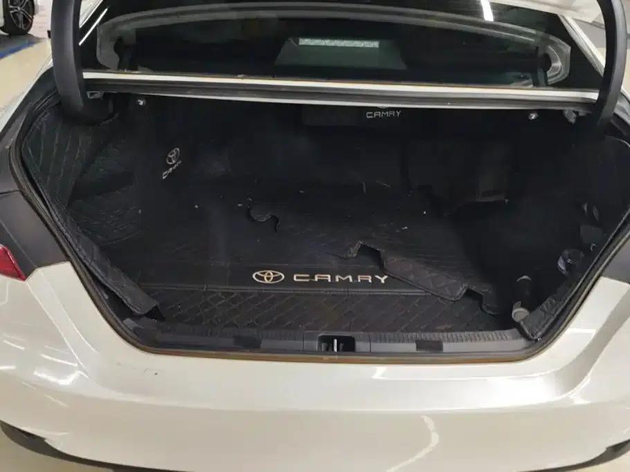 2023 Camry 2.0G Luxury Edition — миниатюра 4