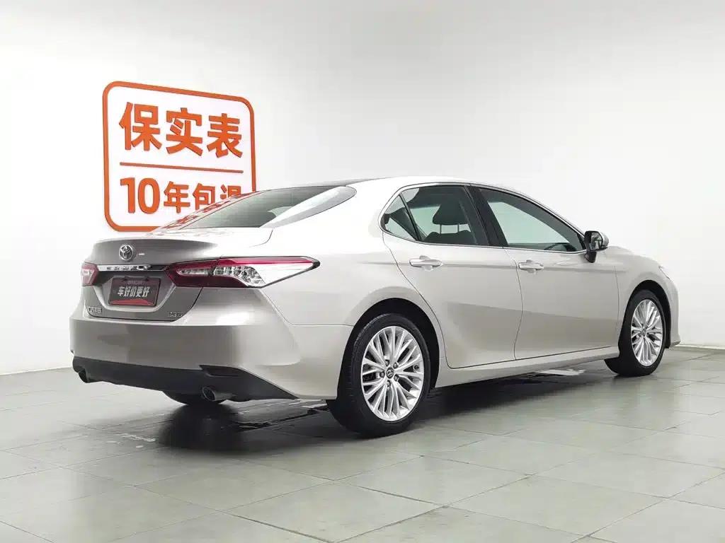 Camry 2019 Facelift 2.5G Luxury Edition — миниатюра 2