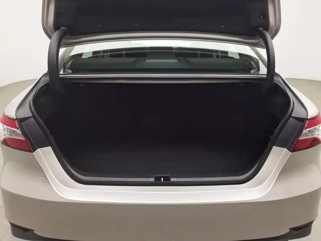 Camry 2019 Facelift 2.5G Luxury Edition — миниатюра 16