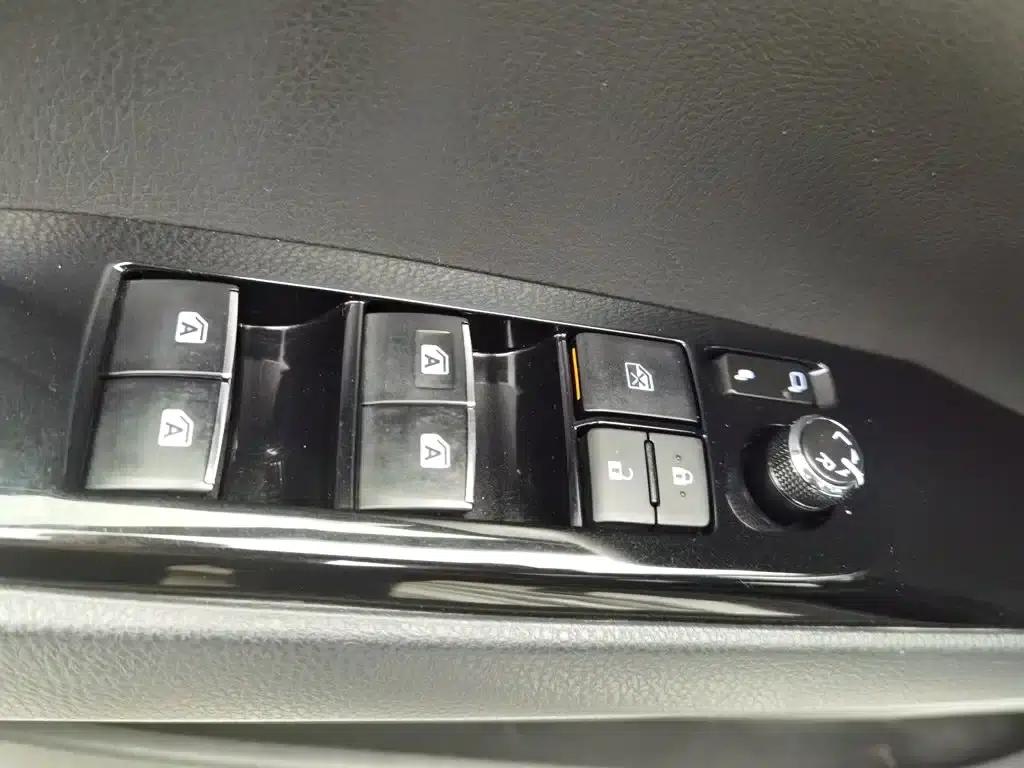 Camry 2019 Facelift 2.5G Luxury Edition — миниатюра 9