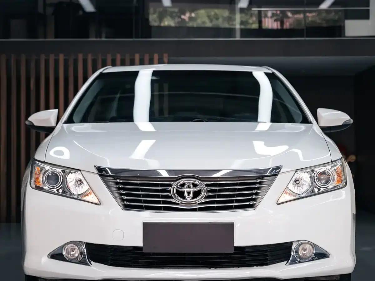 2013 Camry 200G Classic Luxury Edition — миниатюра 2