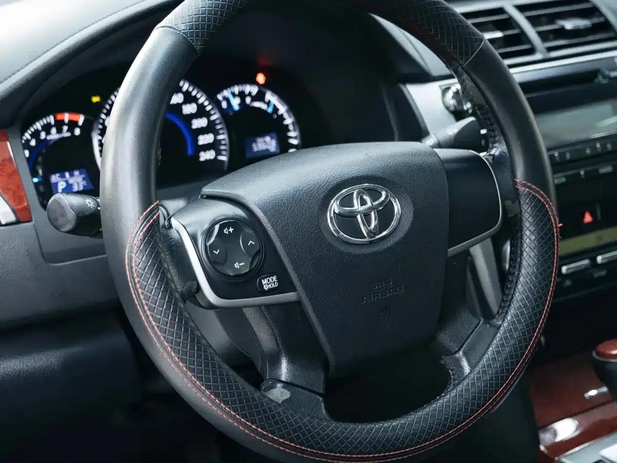 2013 Camry 200G Classic Luxury Edition — миниатюра 16