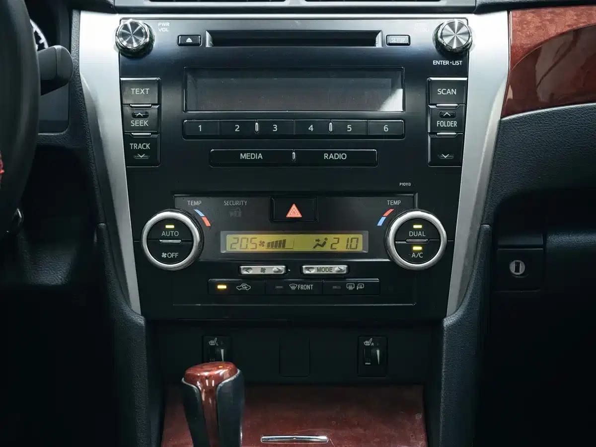 2013 Camry 200G Classic Luxury Edition — миниатюра 23