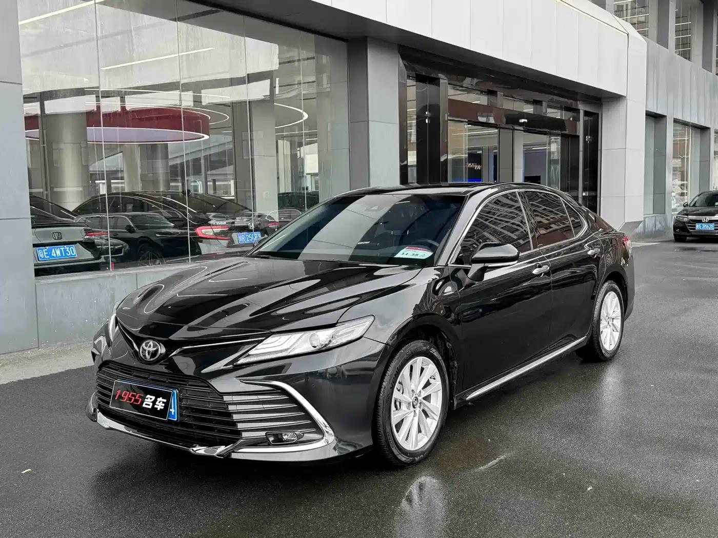 2023 Camry 2.0G Luxury Edition — миниатюра 1