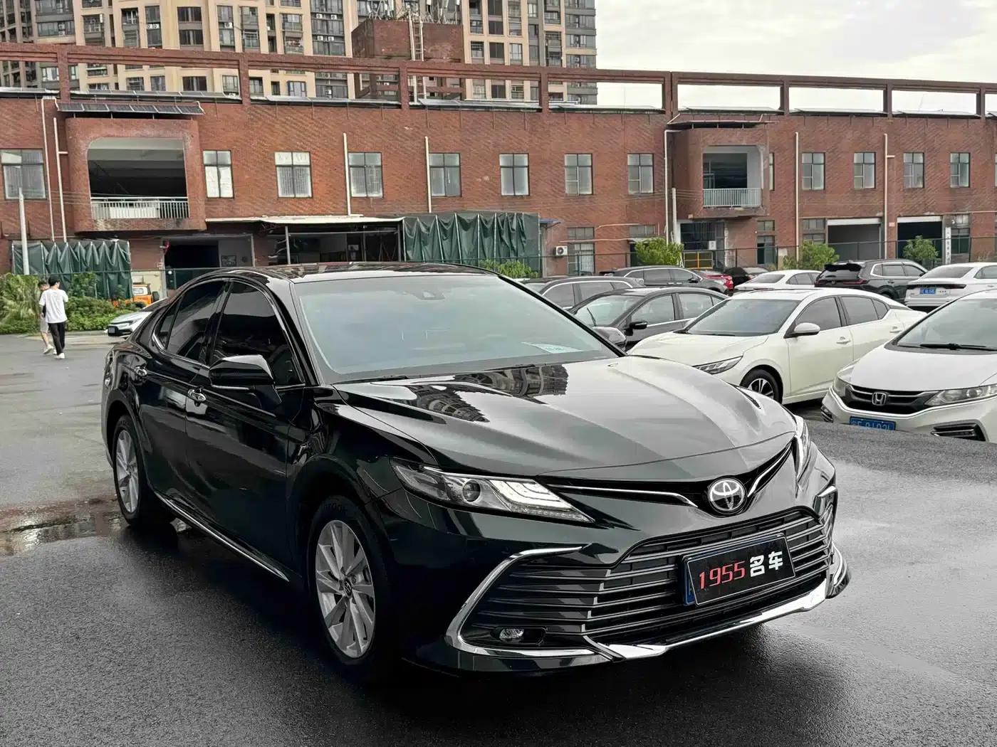 2023 Camry 2.0G Luxury Edition — миниатюра 3