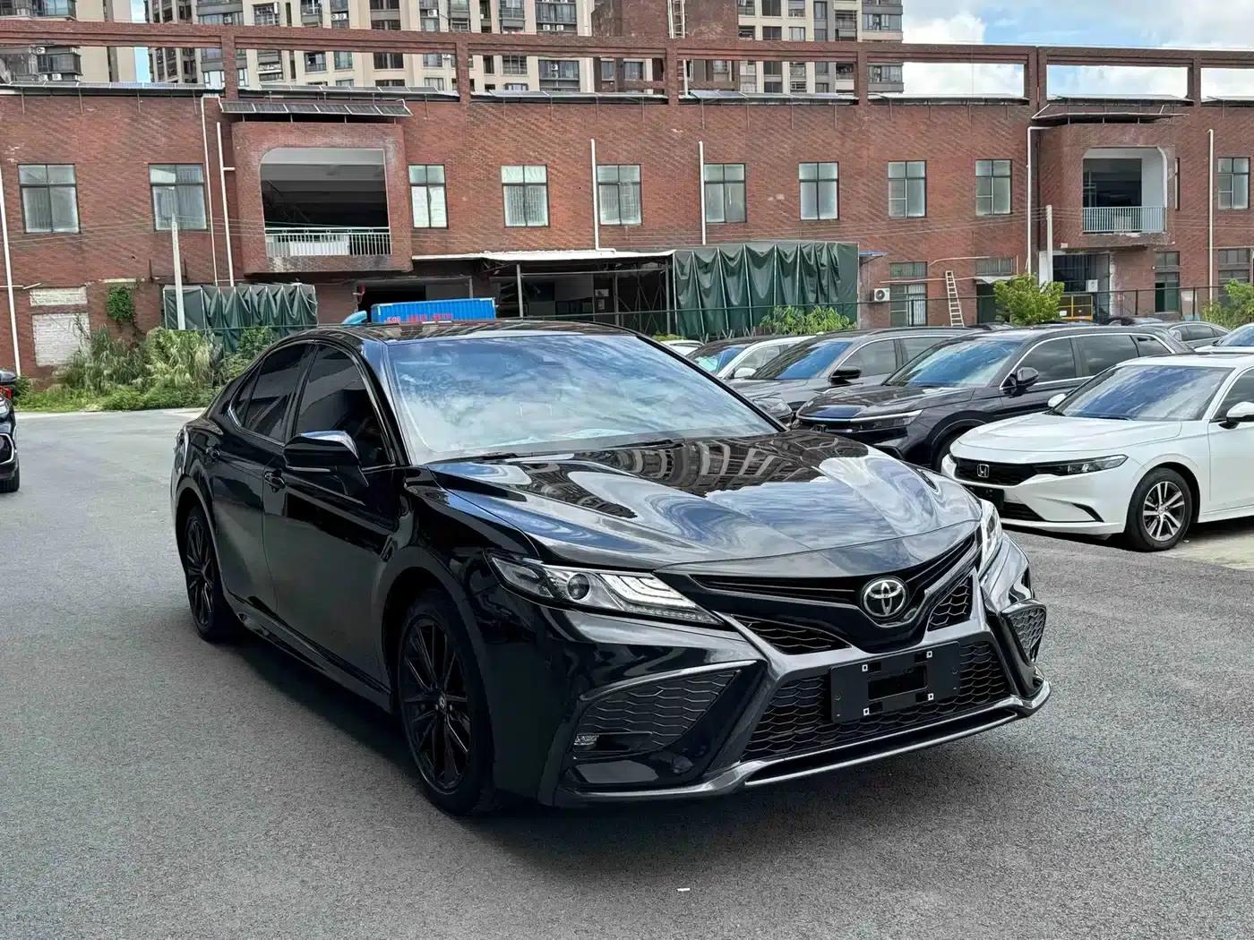 Camry 2022 2.0S Knight Edition — миниатюра 3