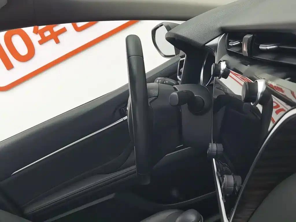 Camry 2019 2.5G Luxury Edition (China VI Emission Standard) — миниатюра 22