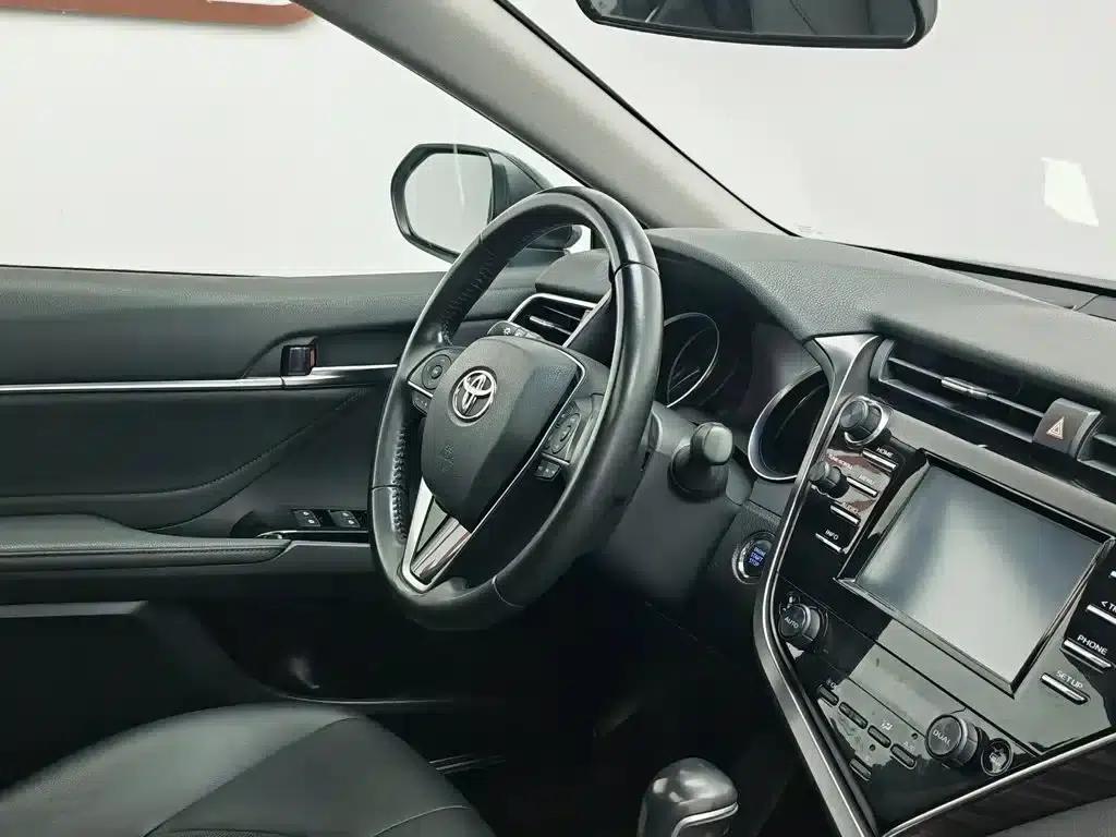 2018 Camry 2.0G Luxury Edition — миниатюра 22