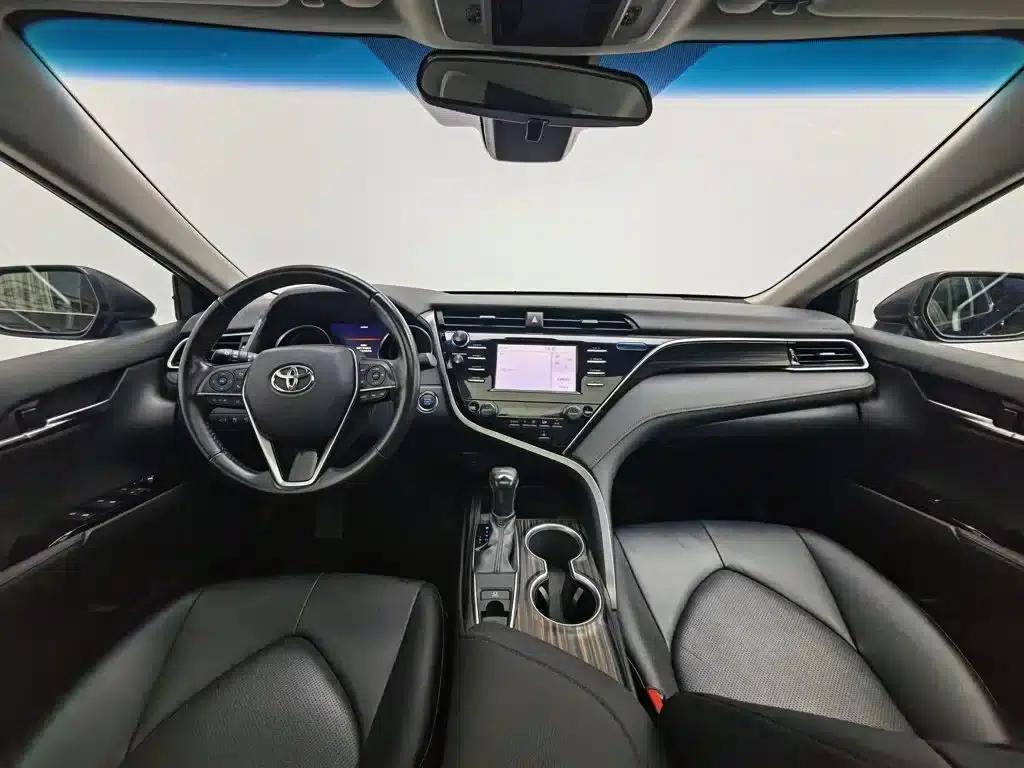 2018 Camry 2.0G Luxury Edition — миниатюра 5