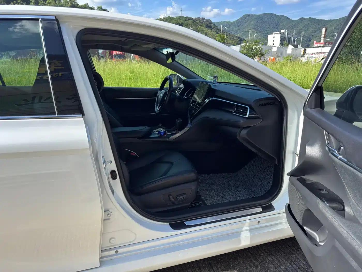 2021 Camry 2.0G Luxury Edition — миниатюра 13