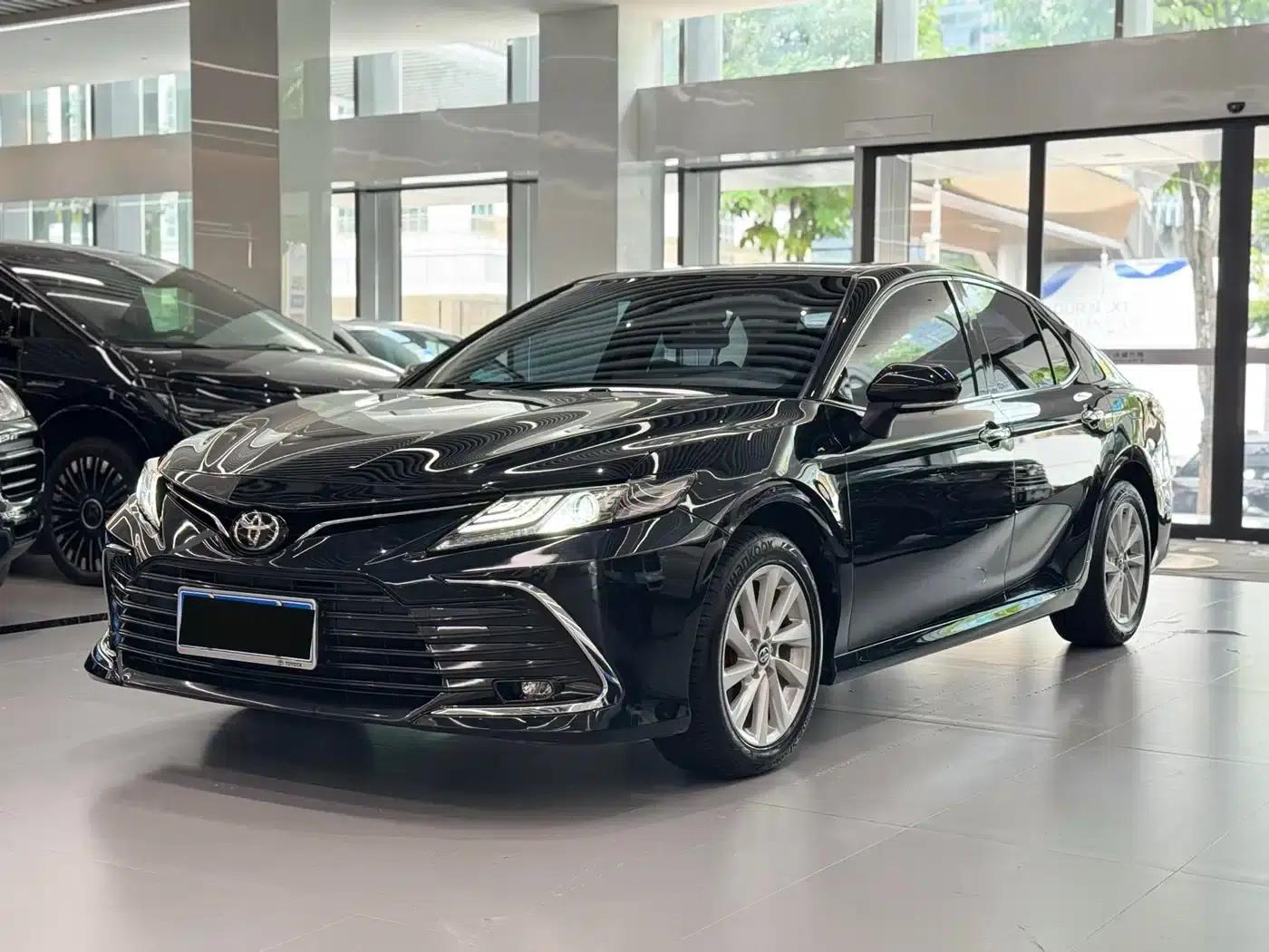 2021 Camry 2.0G Luxury Edition — миниатюра 1