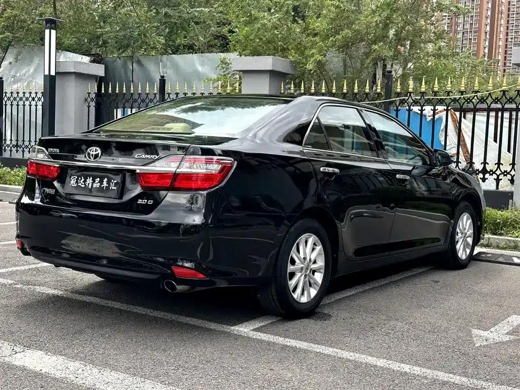 Camry 2015 2.0G Leading Edition — миниатюра 10