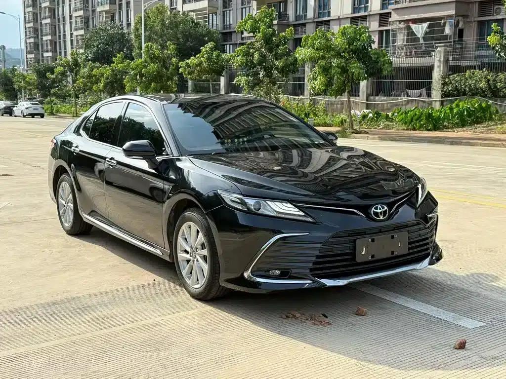 2023 Camry 2.0G Luxury Edition — миниатюра 3