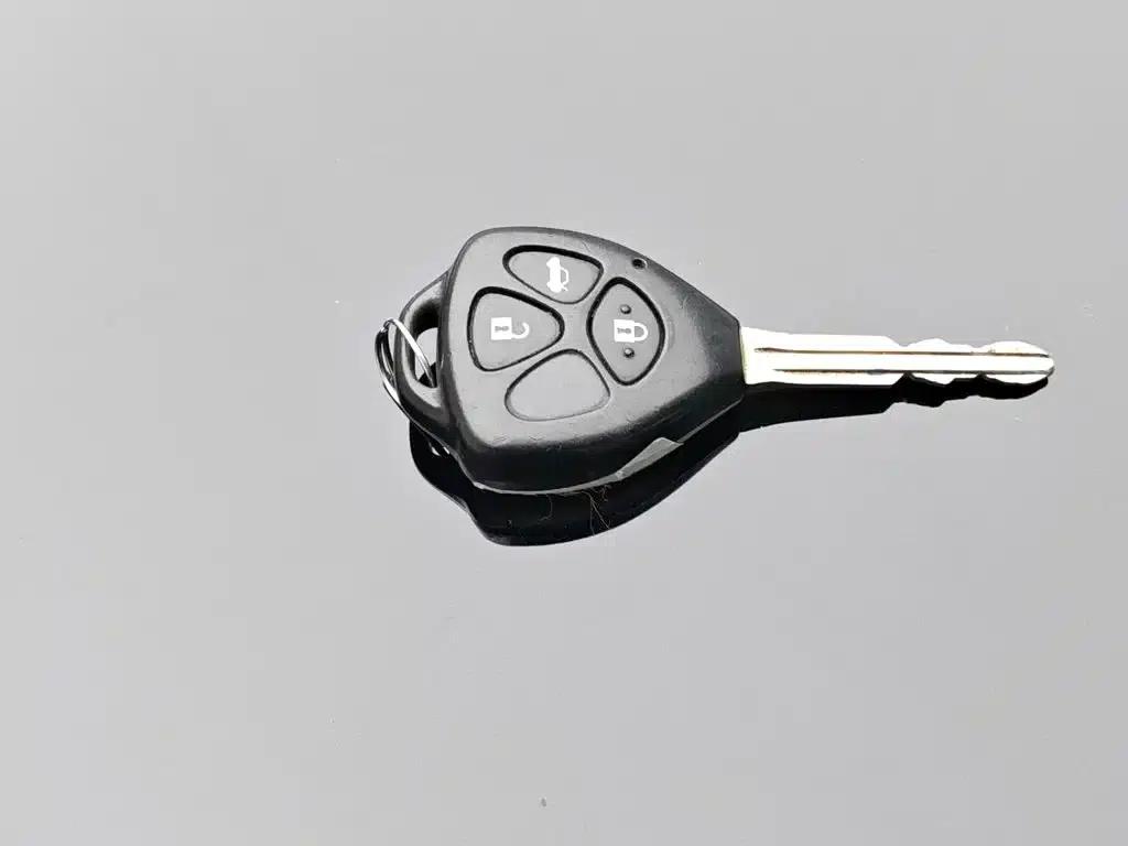 Camry 2012 Junrui 2.0S Dynamic Edition — миниатюра 19