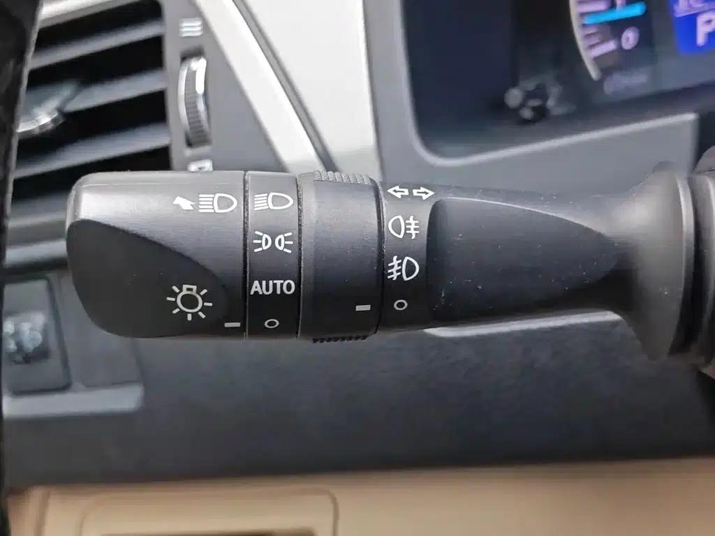 Camry 2012 Junrui 2.0S Dynamic Edition — миниатюра 21
