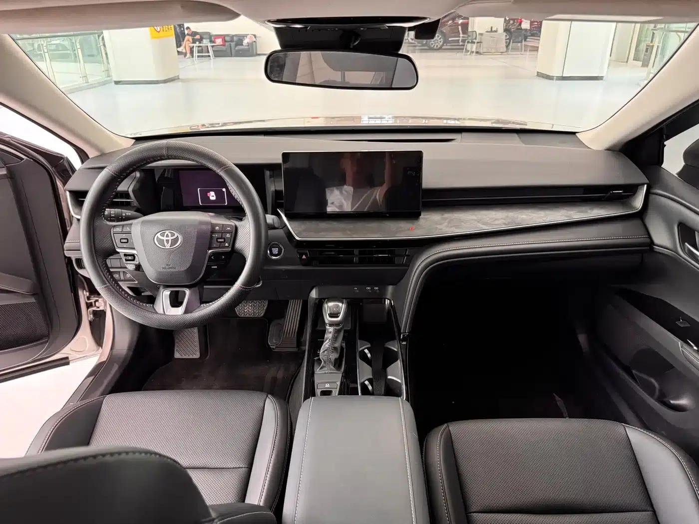 2024 Camry 2.0GVP Luxury Edition — миниатюра 5