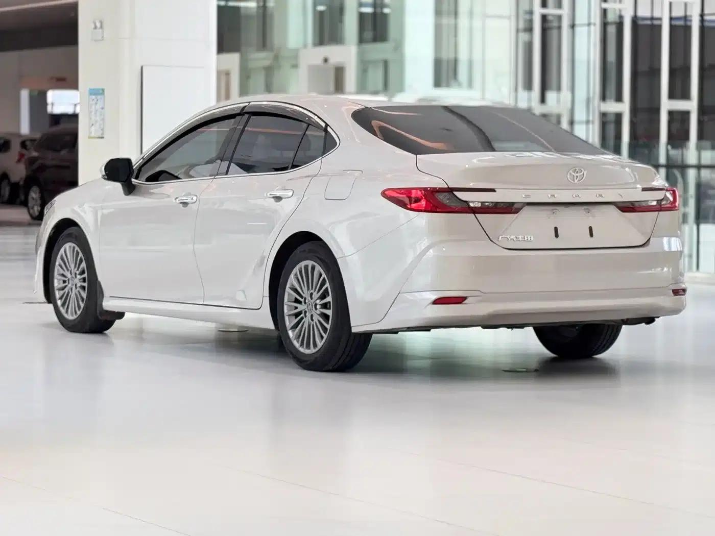 2024 Camry 2.0GVP Luxury Edition — миниатюра 7