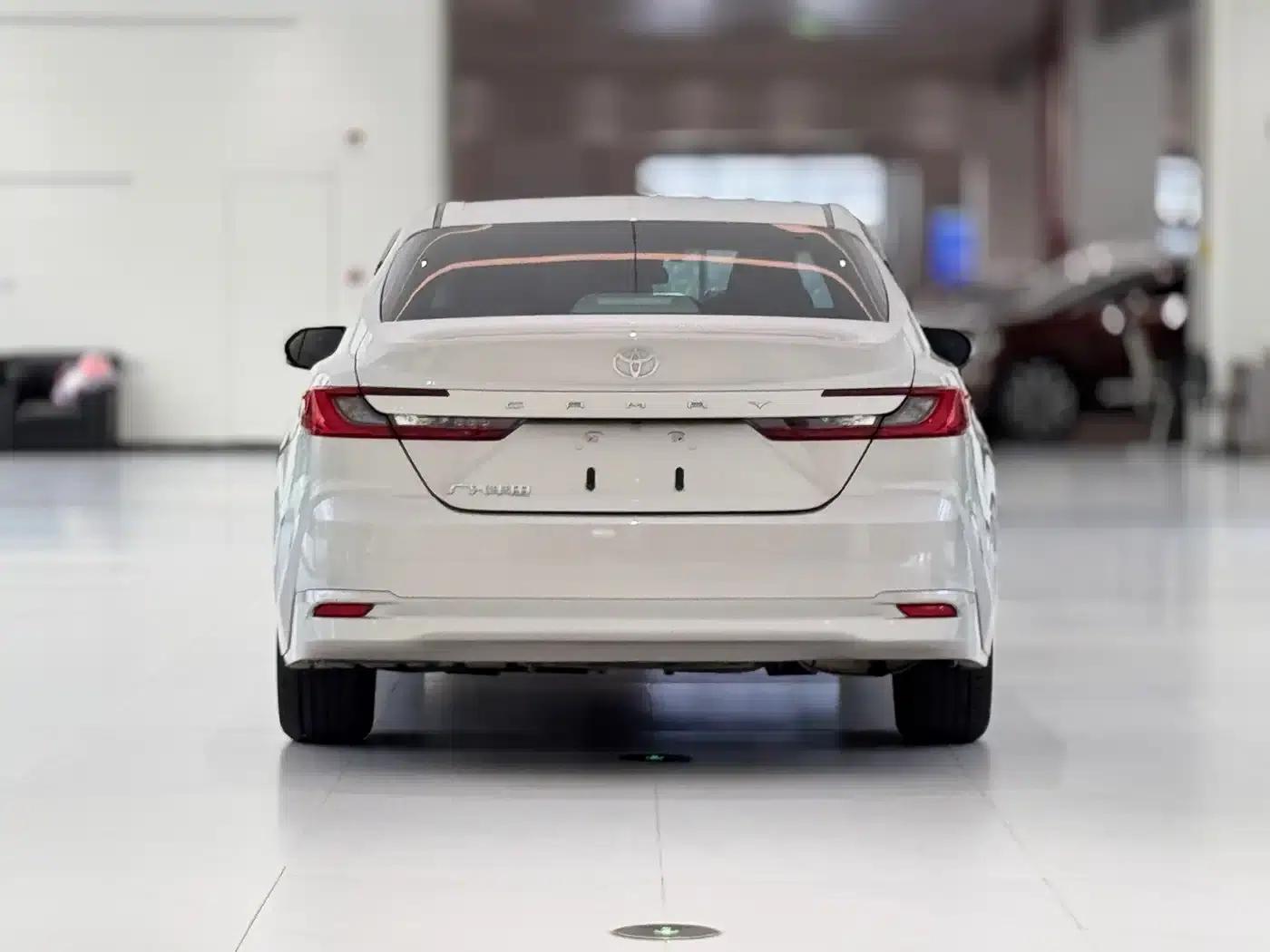 2024 Camry 2.0GVP Luxury Edition — миниатюра 8