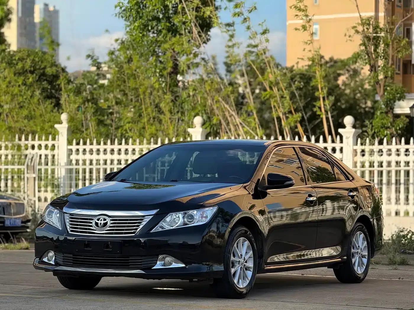 2012 Camry 2.0G Luxury Edition — миниатюра 1