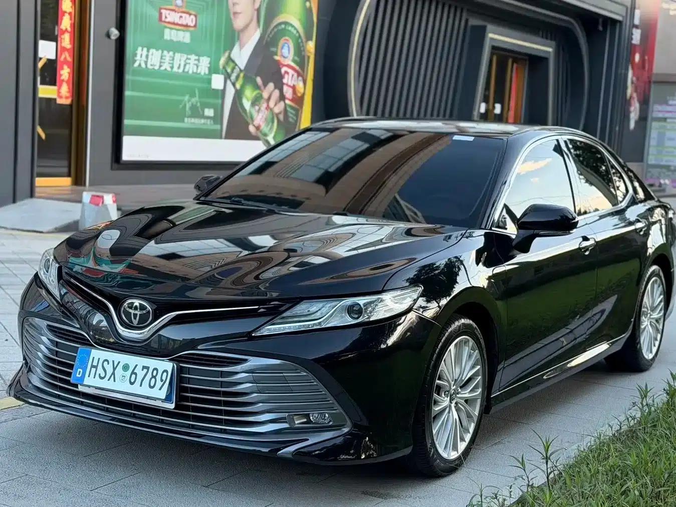 Camry 2019 Facelift 2.5G Luxury Edition — миниатюра 1