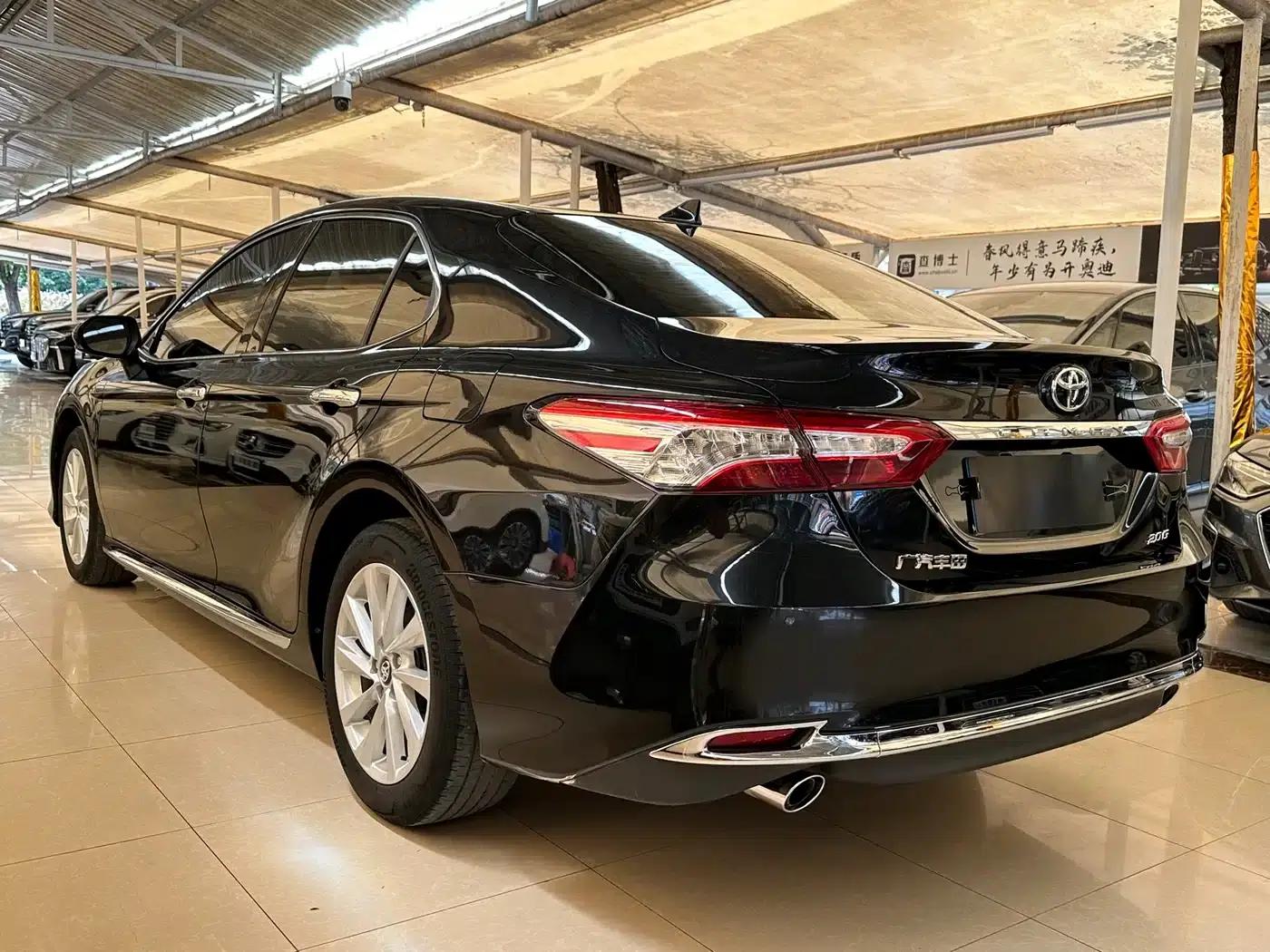 2023 Camry 2.0G Luxury Edition — миниатюра 4