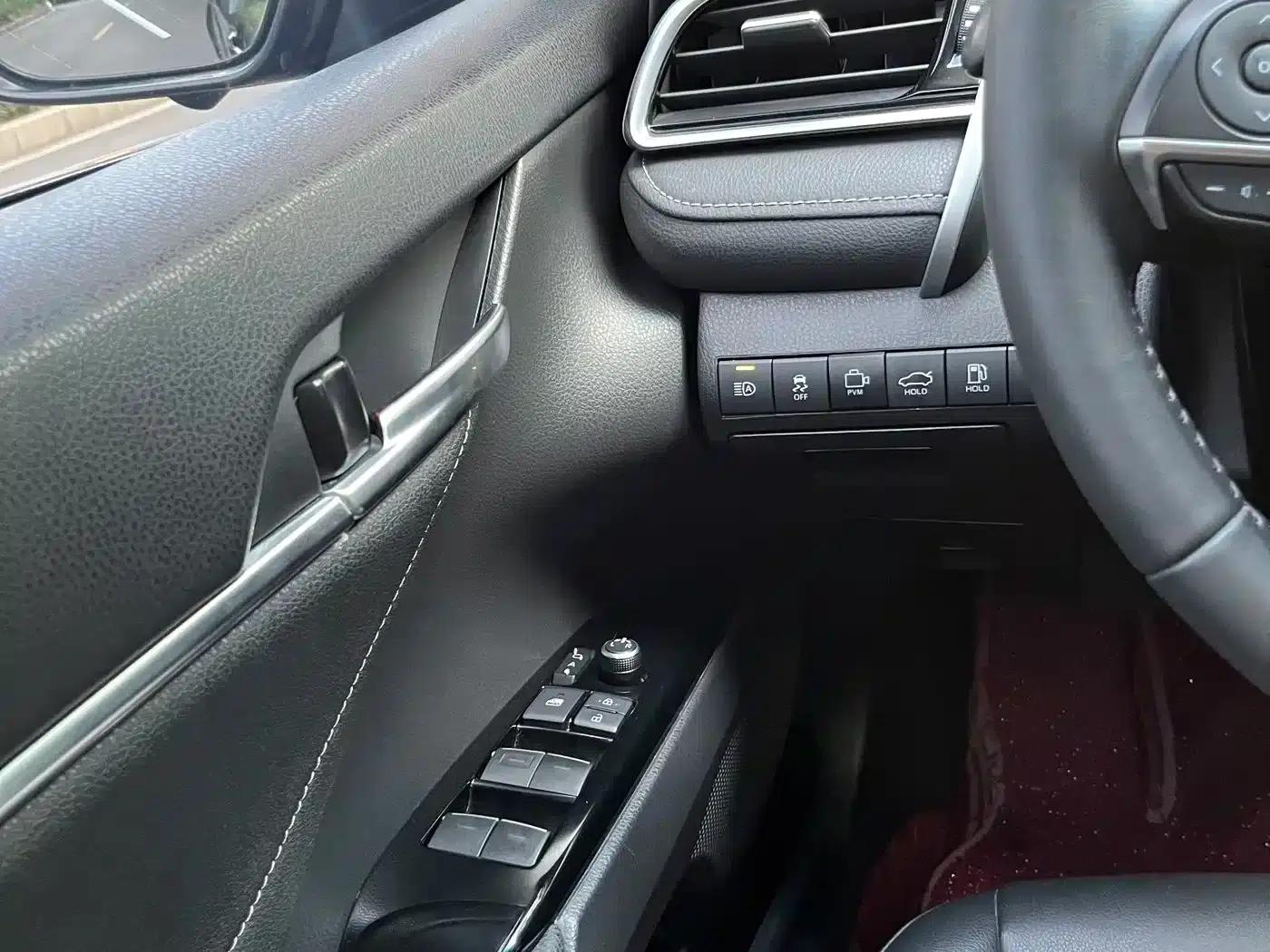 Camry 2022 2.0S Knight Edition — миниатюра 17