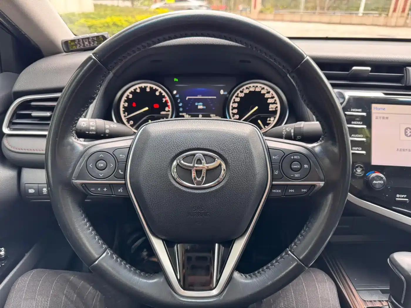 2018 Camry 2.5G Luxury Edition — миниатюра 8