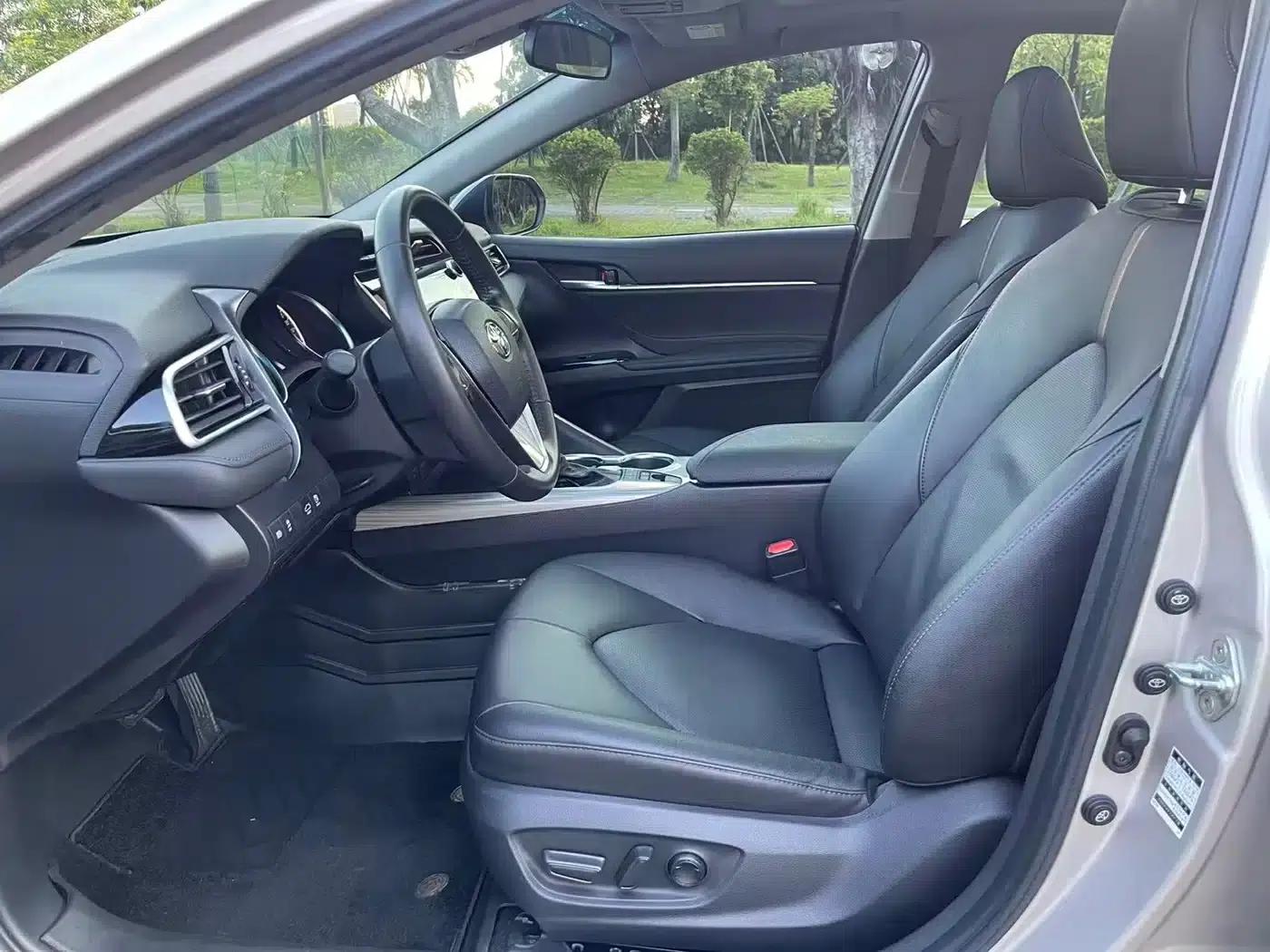 Camry 2019 Hybrid 2.5HG Luxury Edition (National V Emission Standard) — миниатюра 16