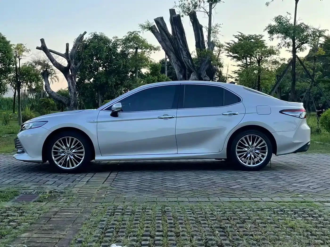 Camry 2019 Hybrid 2.5HG Luxury Edition (National V Emission Standard) — миниатюра 8