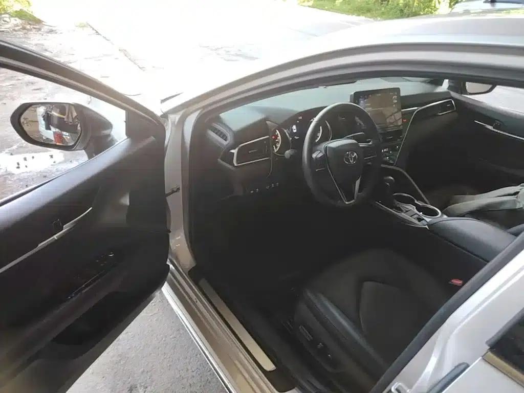 2023 Camry 2.0G Luxury Edition — миниатюра 16