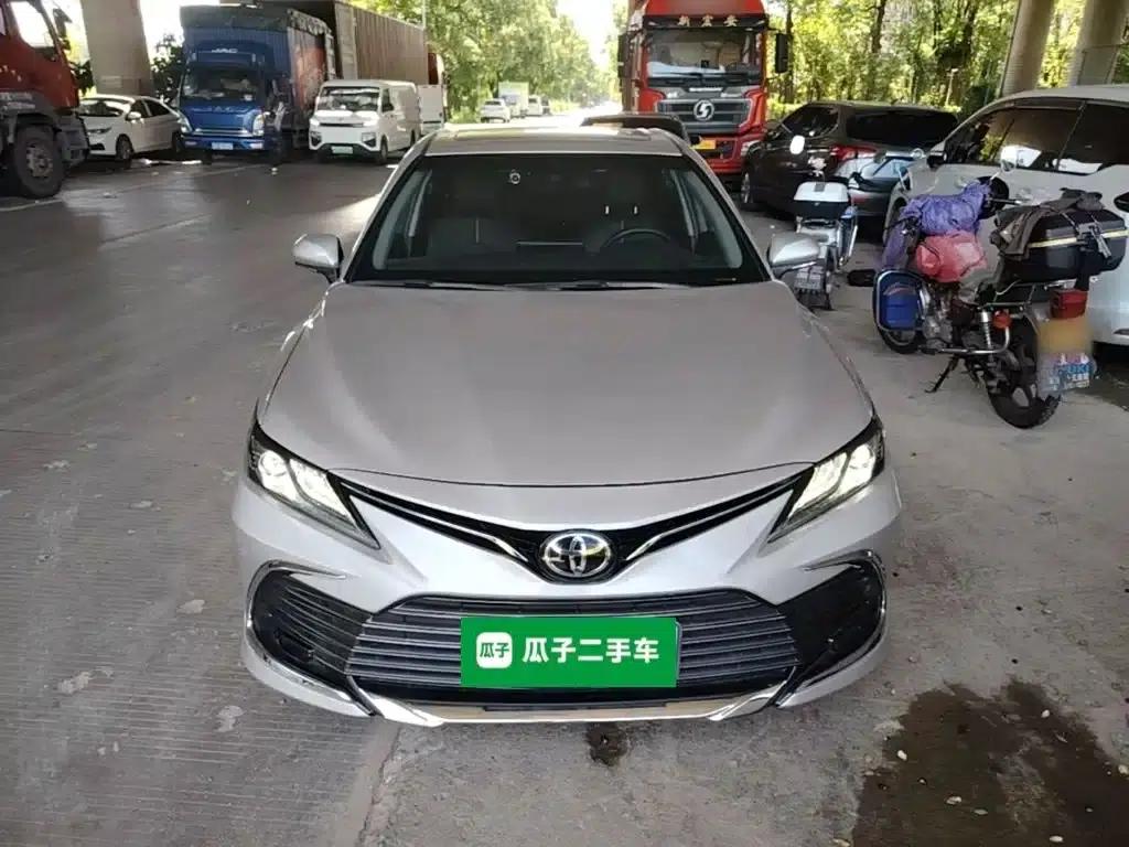 2023 Camry 2.0G Luxury Edition — миниатюра 3