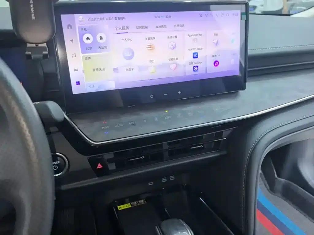 2024 Camry Hybrid 2.0HG Premium Edition — миниатюра 13