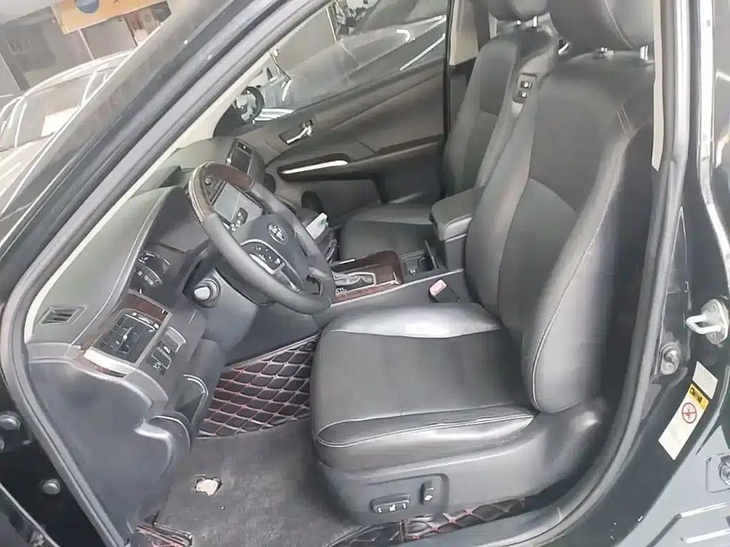Camry 2016 2.0G 10th Anniversary Leading Edition — миниатюра 15