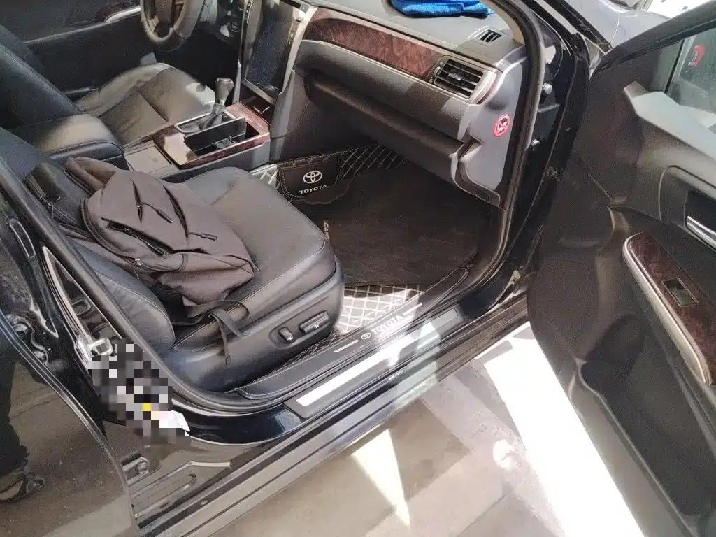 Camry 2016 2.0G 10th Anniversary Leading Edition — миниатюра 20